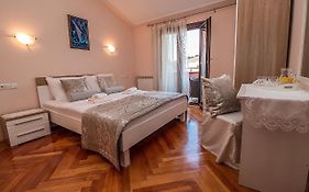 Villa Rose